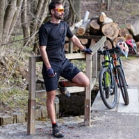 TRAFFIC das Full-Zip-Radtrikot schwarz