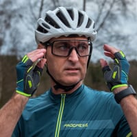 VISION PHC BLK die Sportbrille mit phototropen Gläsern schwarz matt